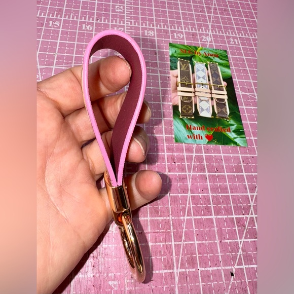 💓 Gucci Bloom Pink Keychain Hand crafted - Picture 3 of 8